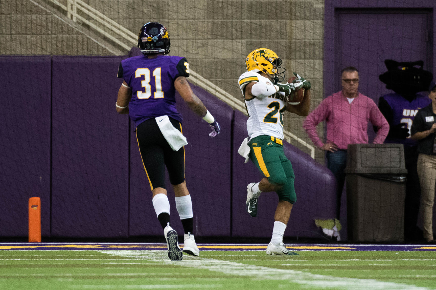 100418MD-UNI-NDSU-04